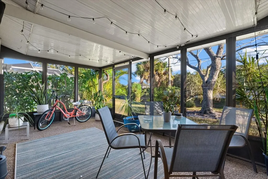 6835 Roxbury Drive Sarasota FL 34231