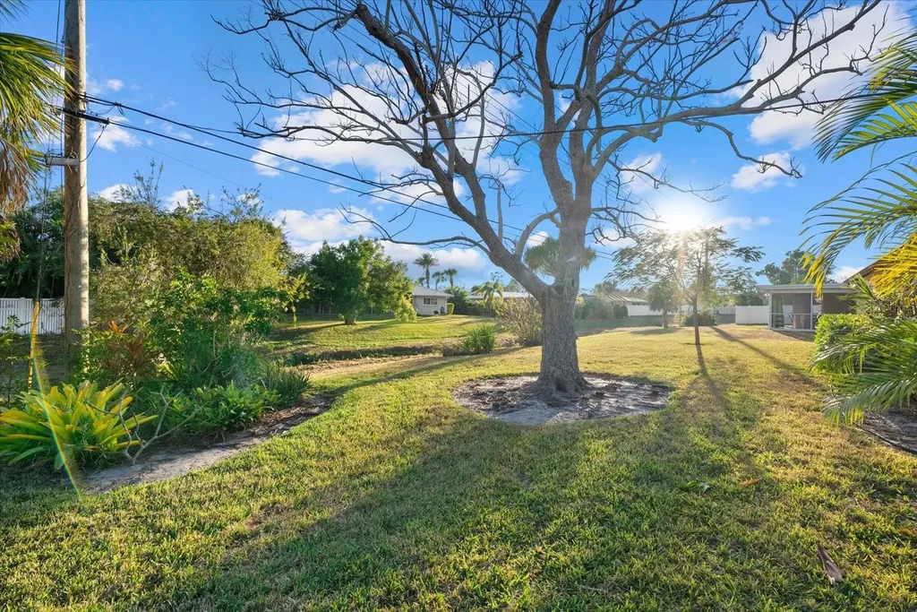 6835 Roxbury Drive Sarasota FL 34231