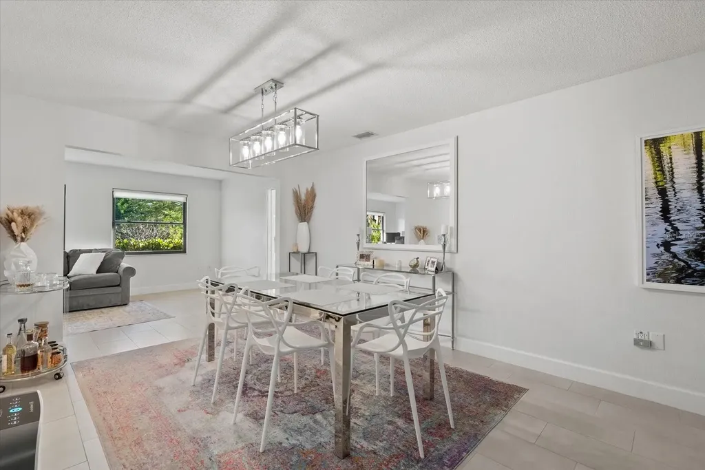 6835 Roxbury Drive Sarasota FL 34231