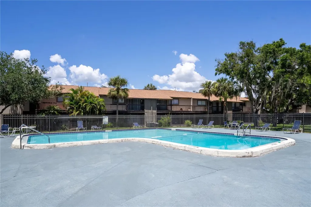 6315 Newtown Circle Tampa FL 33615