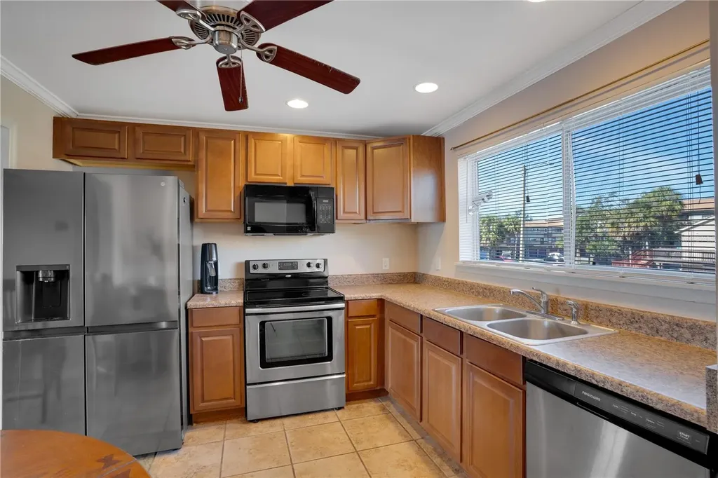 6315 Newtown Circle Tampa FL 33615