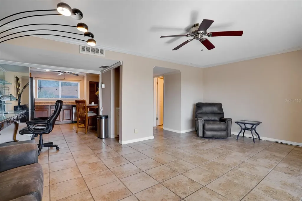 6315 Newtown Circle Tampa FL 33615