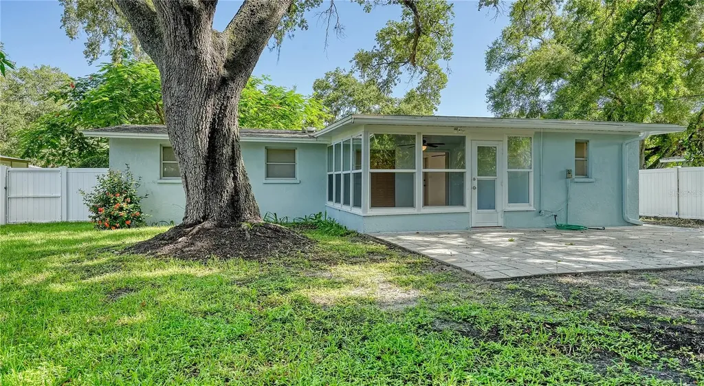 2374 Arlington Street Sarasota FL 34239