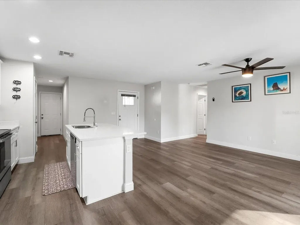 6235 Dundee Avenue North Port FL 34291