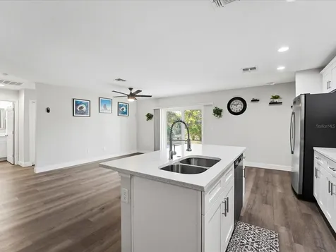 6235 Dundee Avenue North Port FL 34291