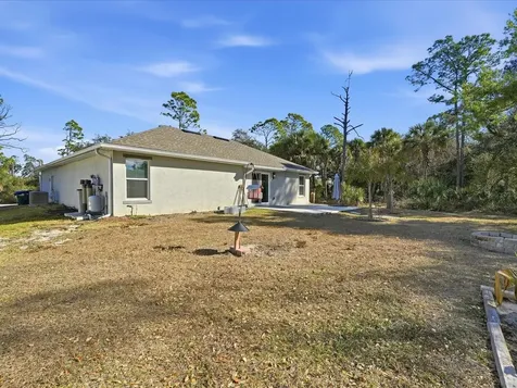 6235 Dundee Avenue North Port FL 34291