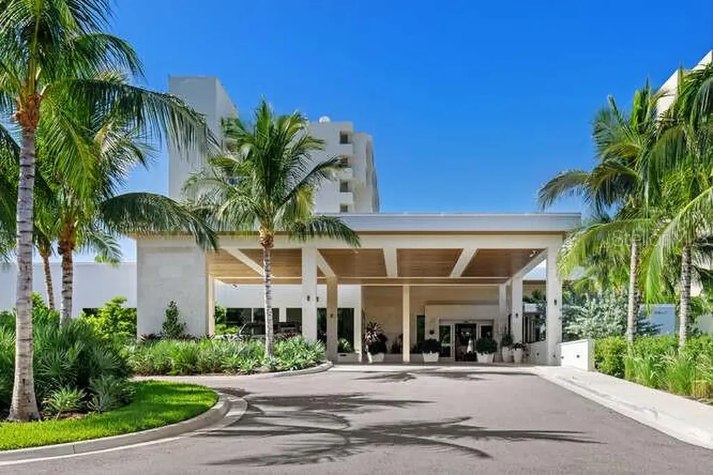250 Sands Point Road Longboat Key FL 34228
