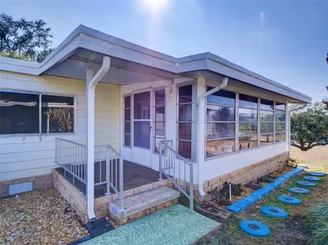 2218 Orangewood Circle Zellwood FL 32798