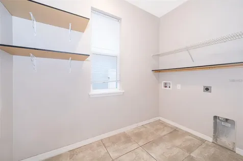 2780 Avian Loop Kissimmee FL 34741