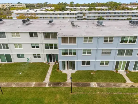 4715 Bay Street NE St Petersburg FL 33703