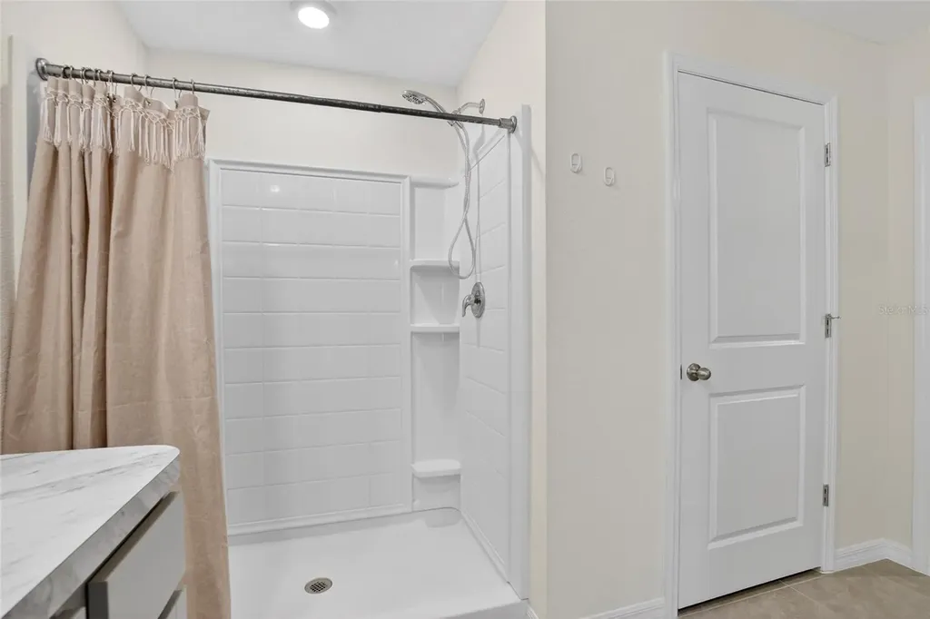 7511 Rosewood Garden Loop Tampa FL 33637