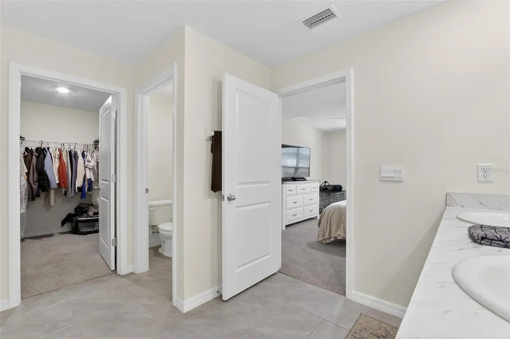 7511 Rosewood Garden Loop Tampa FL 33637