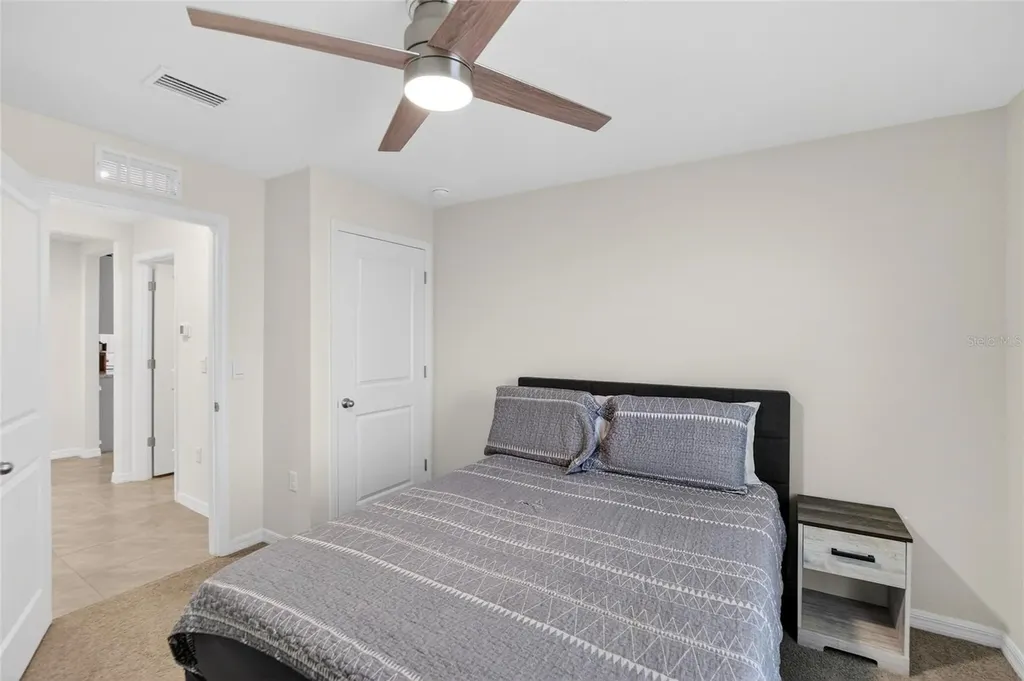 7511 Rosewood Garden Loop Tampa FL 33637