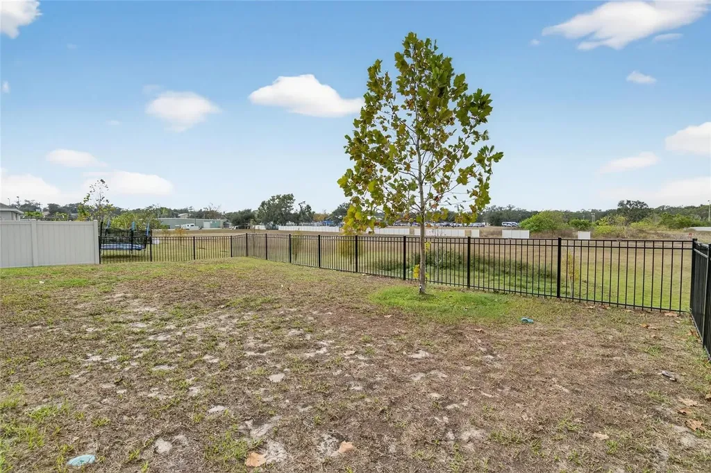 7511 Rosewood Garden Loop Tampa FL 33637