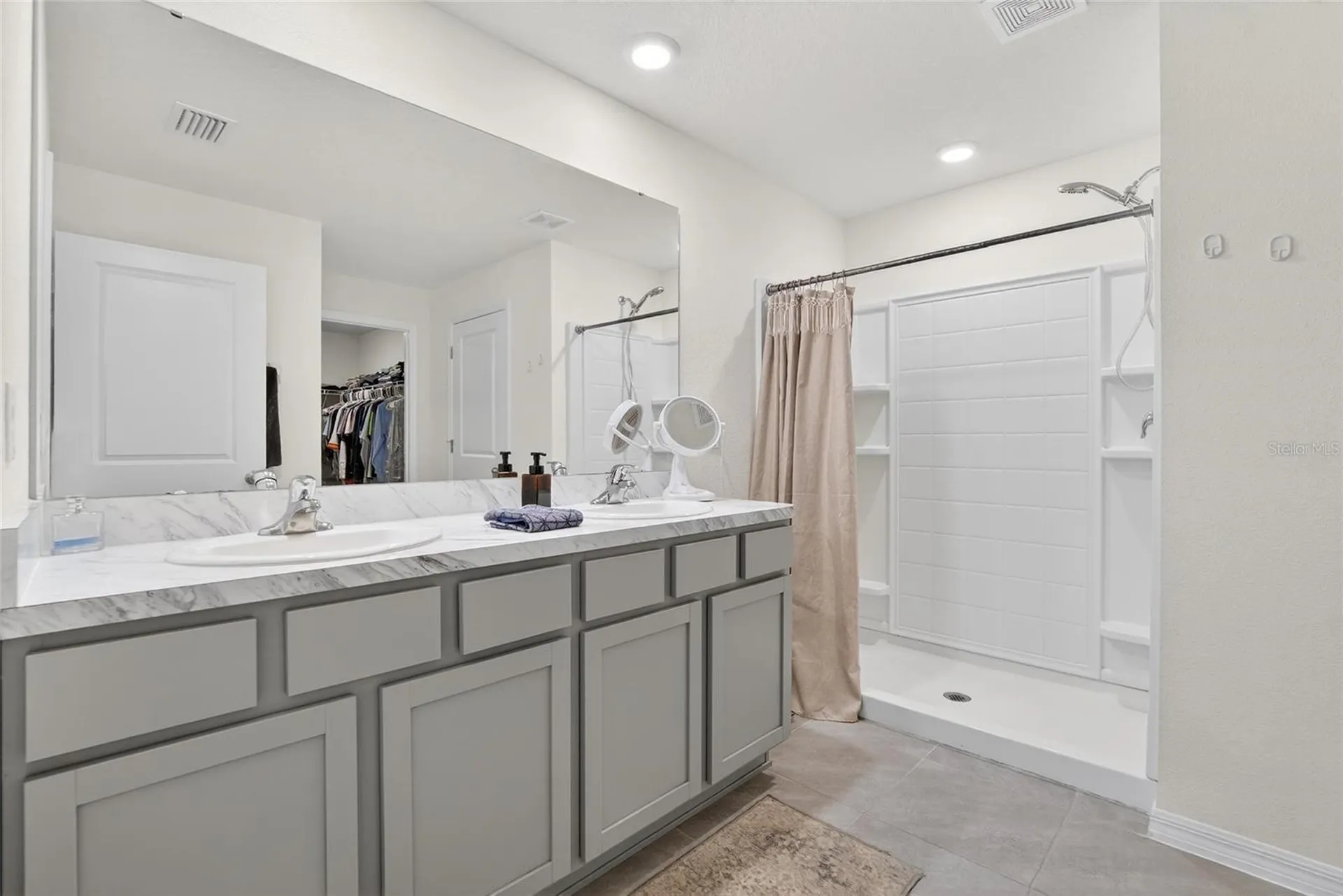 7511 Rosewood Garden Loop Tampa FL 33637