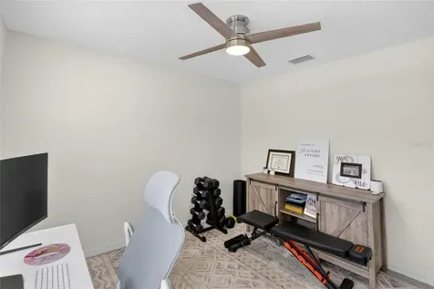 7511 Rosewood Garden Loop Tampa FL 33637