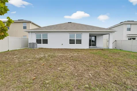 7511 Rosewood Garden Loop Tampa FL 33637