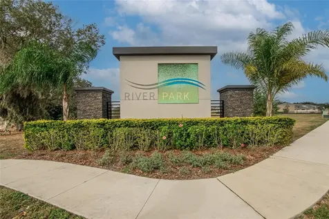 7511 Rosewood Garden Loop Tampa FL 33637