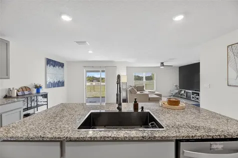 7511 Rosewood Garden Loop Tampa FL 33637
