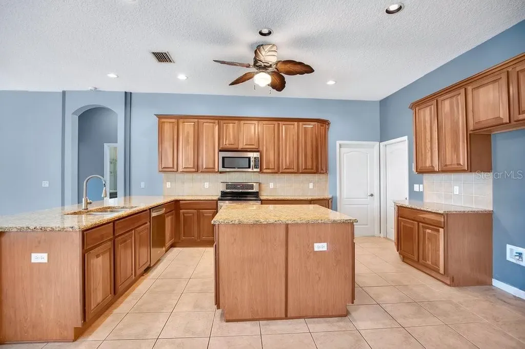 1918 Golf Oak Drive Orange City FL 32763