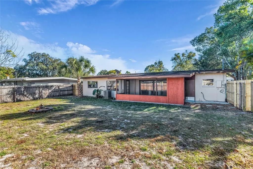 3915 Pelican Lane Orlando FL 32803