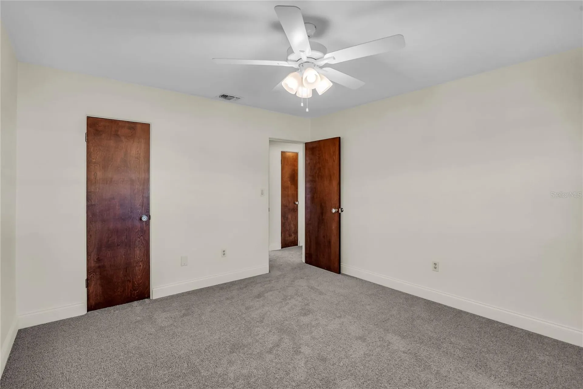 3915 Pelican Lane Orlando FL 32803