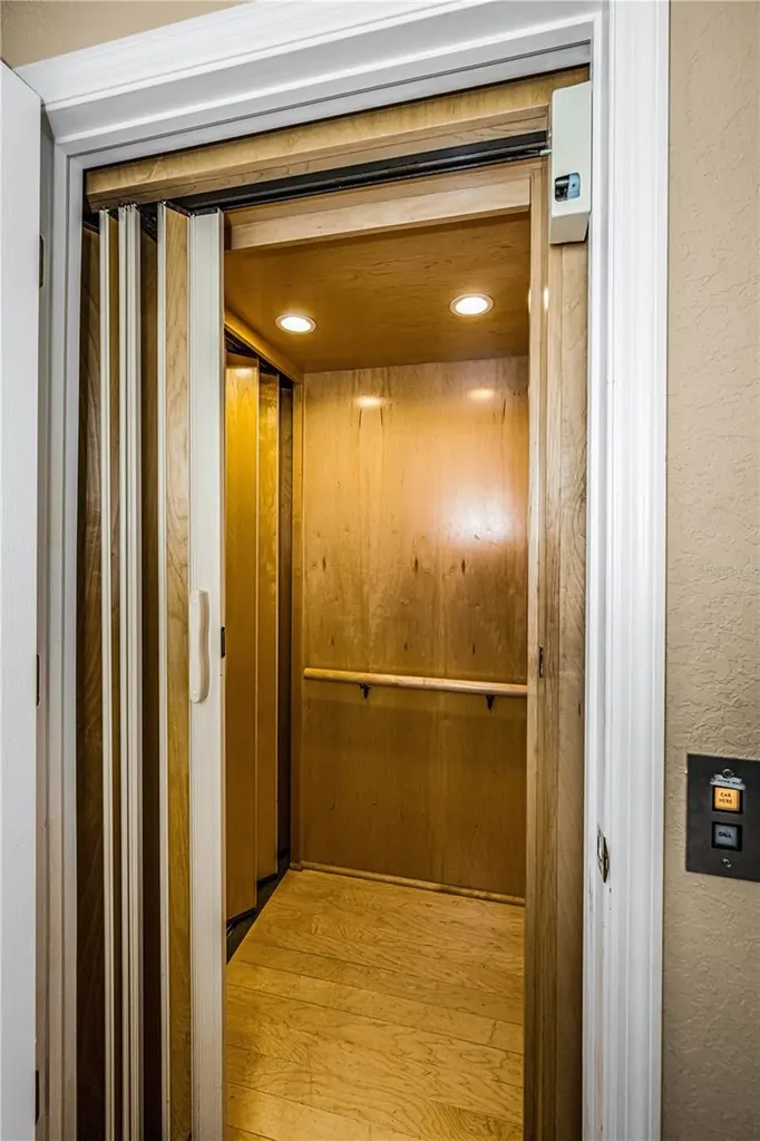 106 Yacht Club Circle North Redington Beach FL 33708