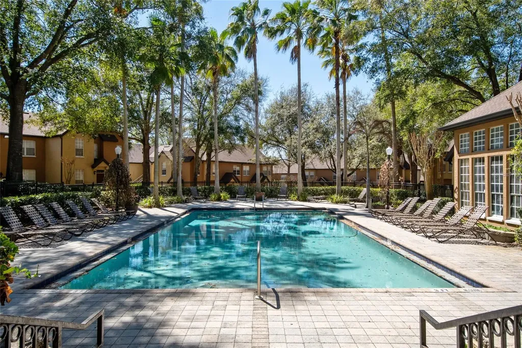 6384 Raleigh Street Orlando FL 32835