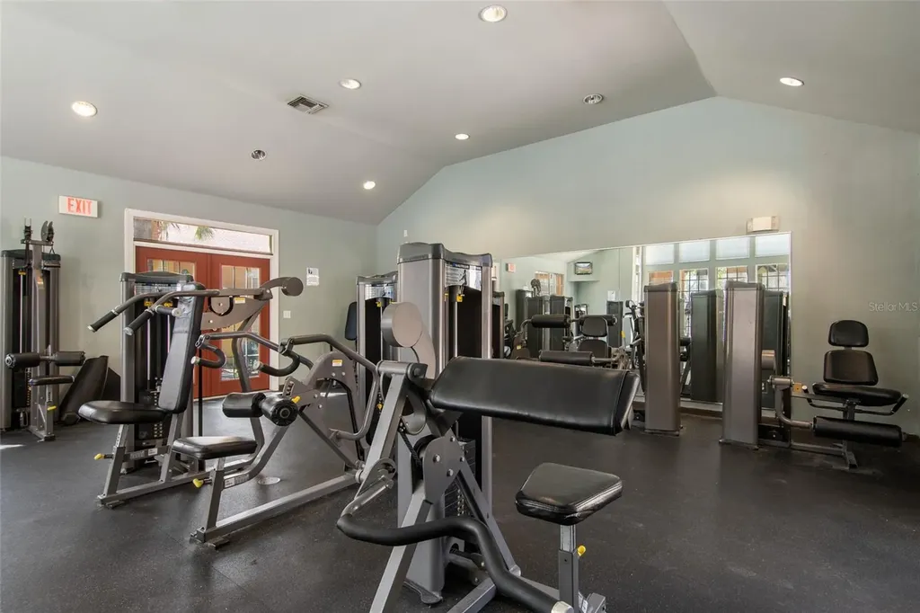 6384 Raleigh Street Orlando FL 32835