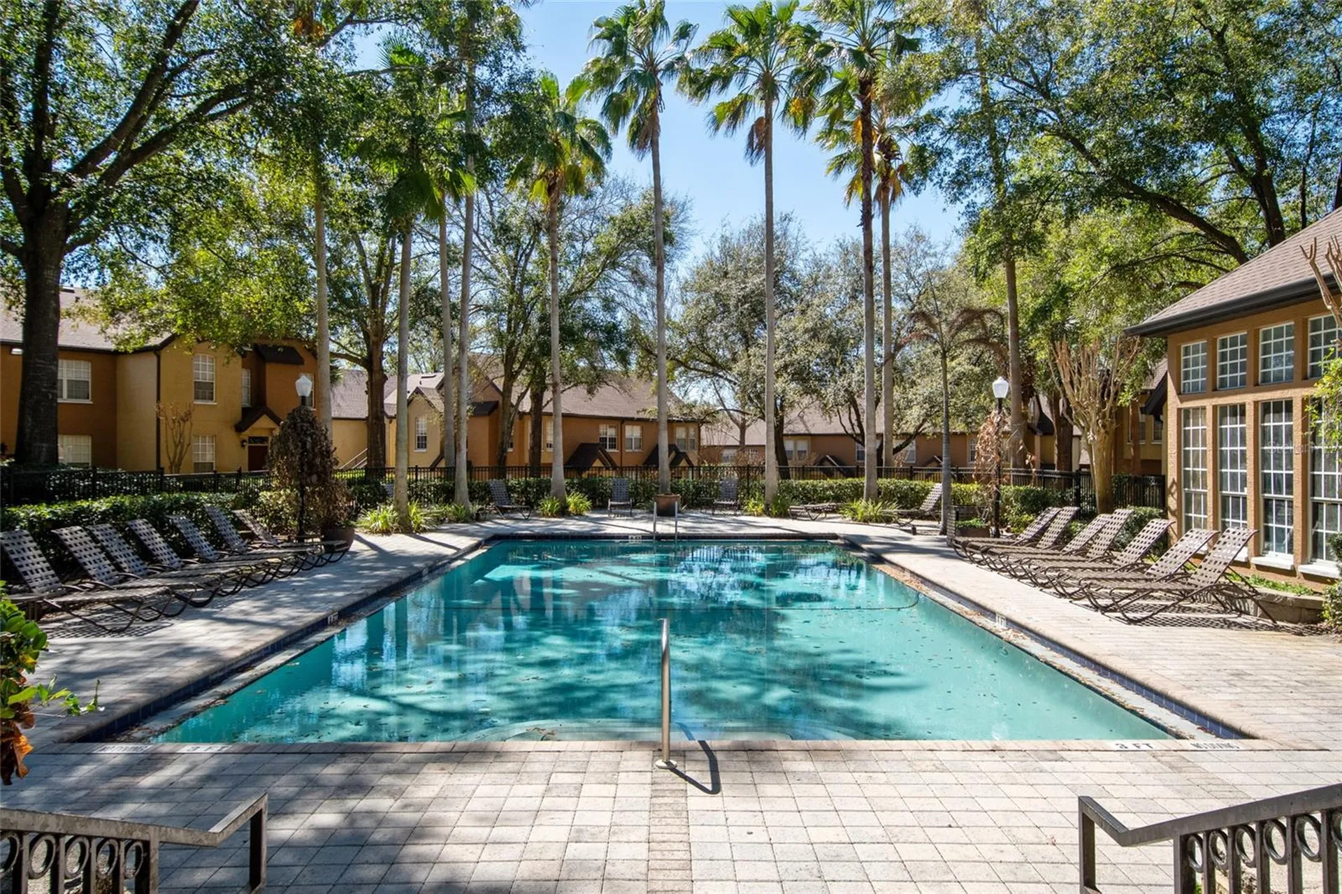 6384 Raleigh Street Orlando FL 32835