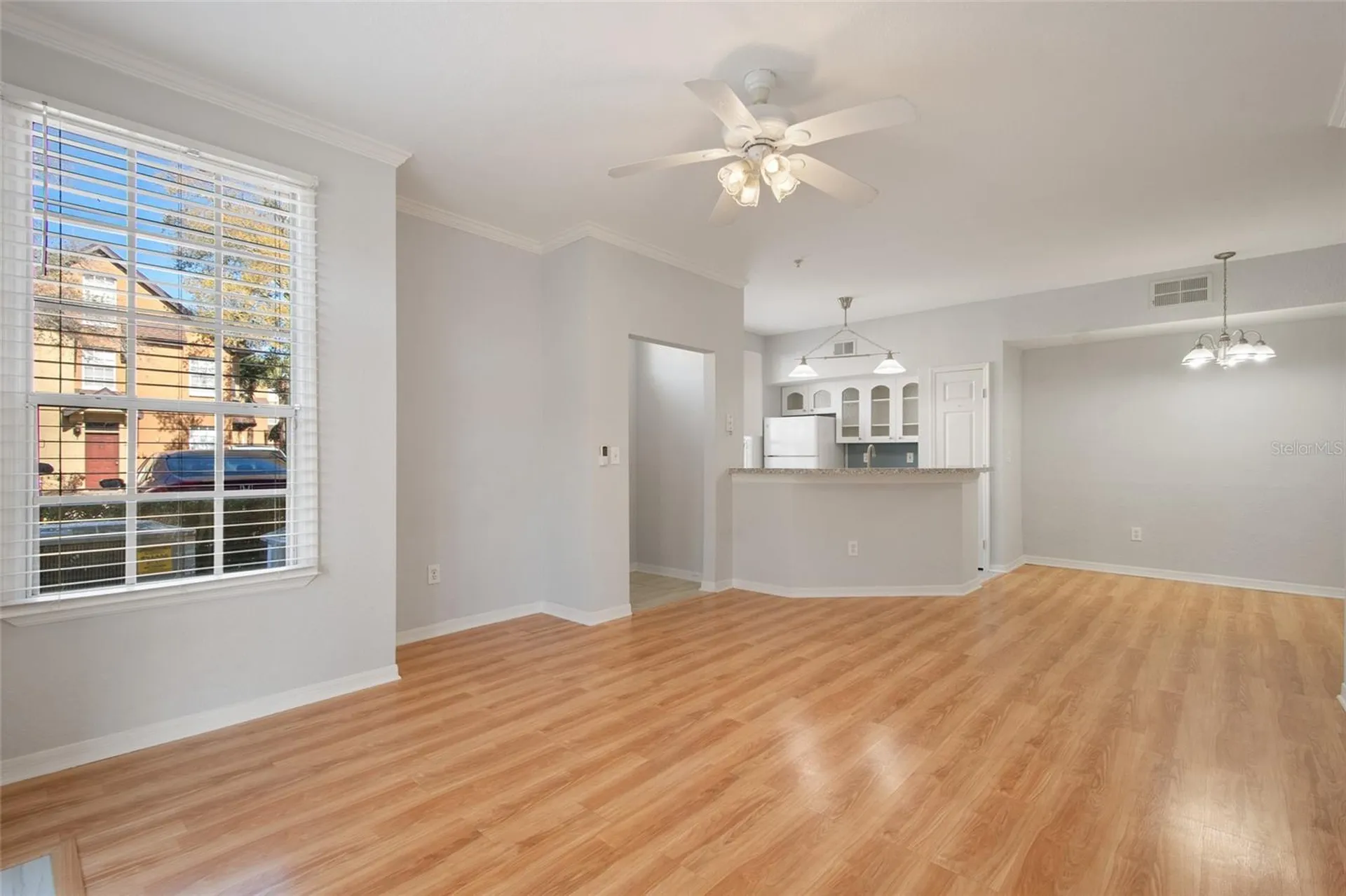 6384 Raleigh Street Orlando FL 32835