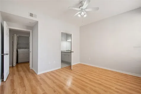 6384 Raleigh Street Orlando FL 32835