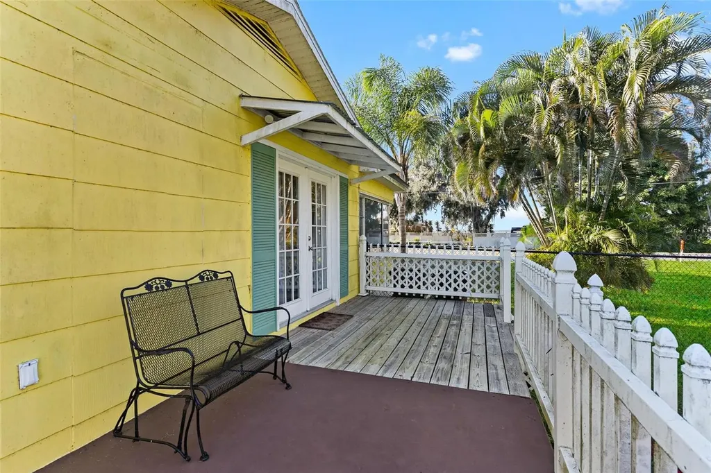 32828 Lake Eustis Drive Tavares FL 32778