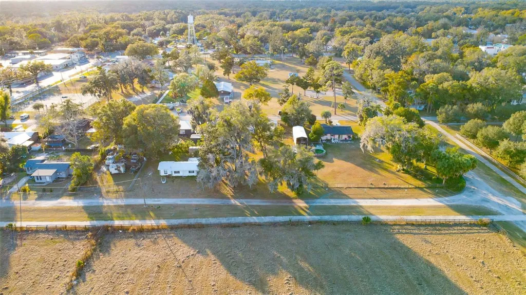 421 Pleasant Street Lake Helen FL 32744
