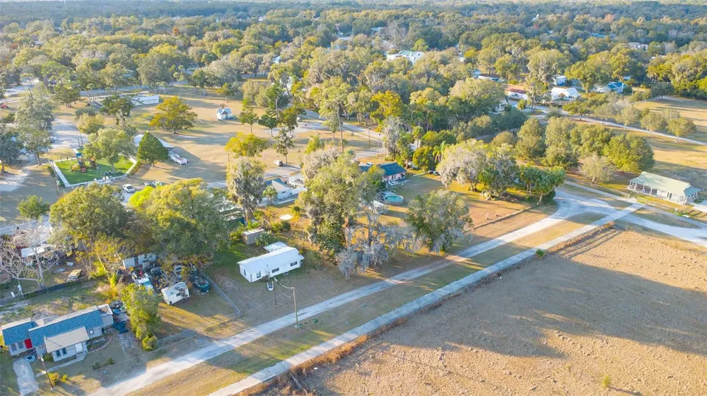 421 Pleasant Street Lake Helen FL 32744