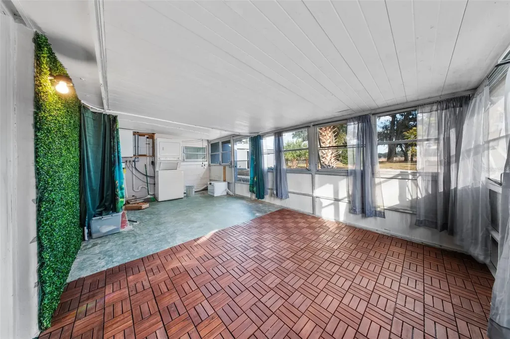 421 Pleasant Street Lake Helen FL 32744