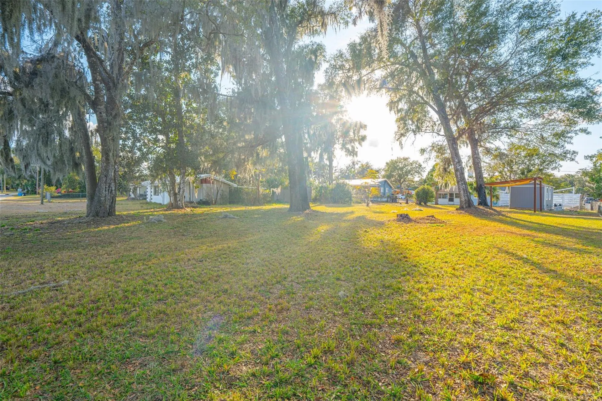 421 Pleasant Street Lake Helen FL 32744