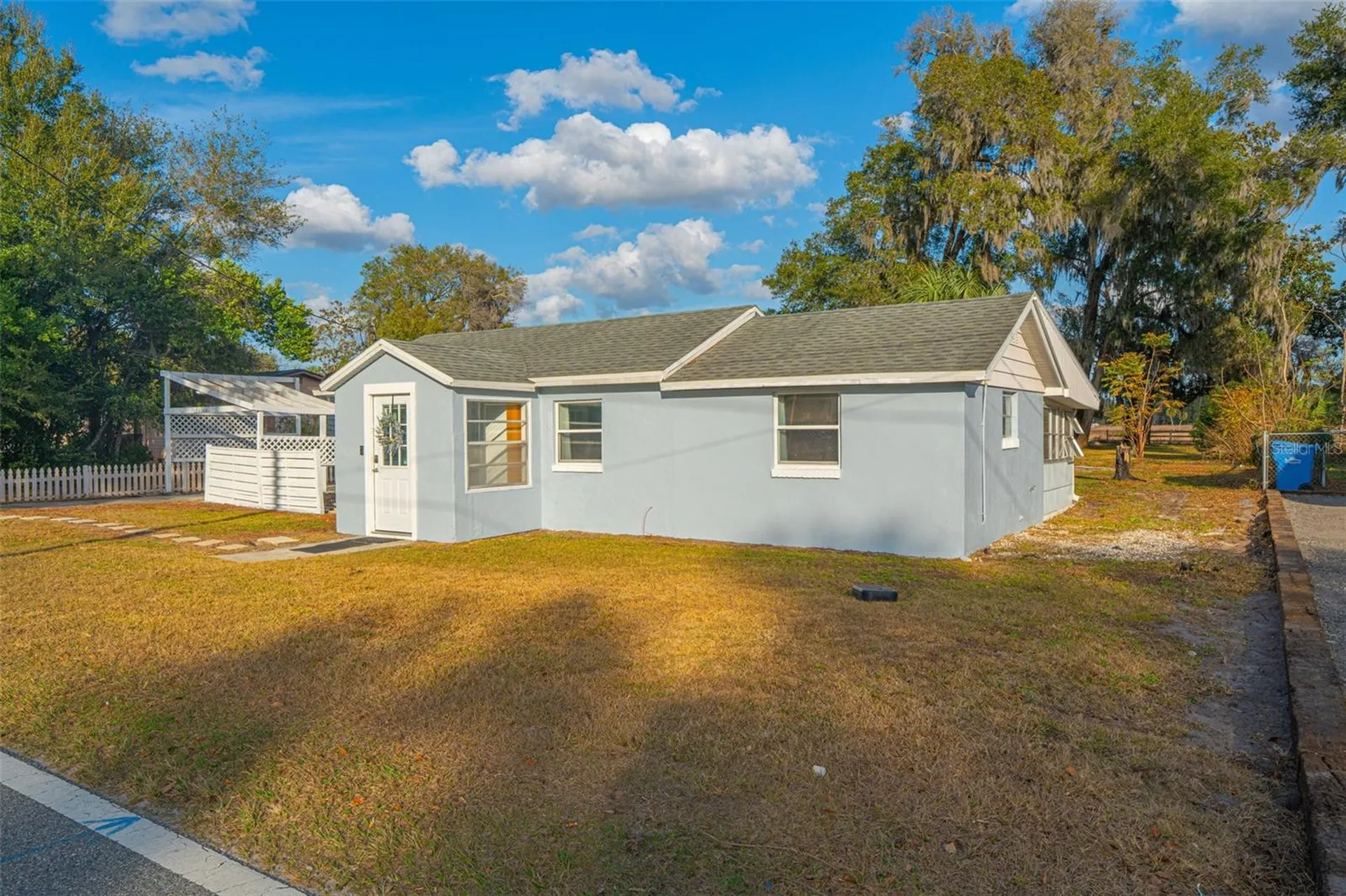 421 Pleasant Street Lake Helen FL 32744