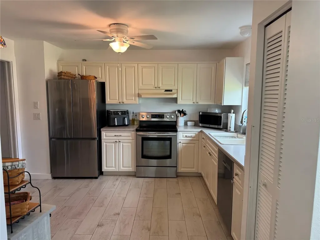 660 Linden Drive Englewood FL 34223