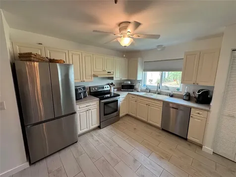 660 Linden Drive Englewood FL 34223