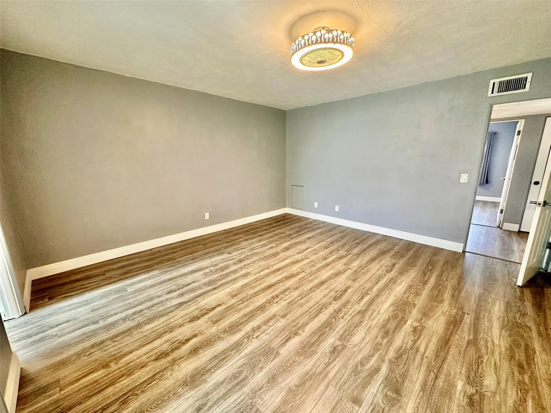 2431 Canadian Way Clearwater FL 33763