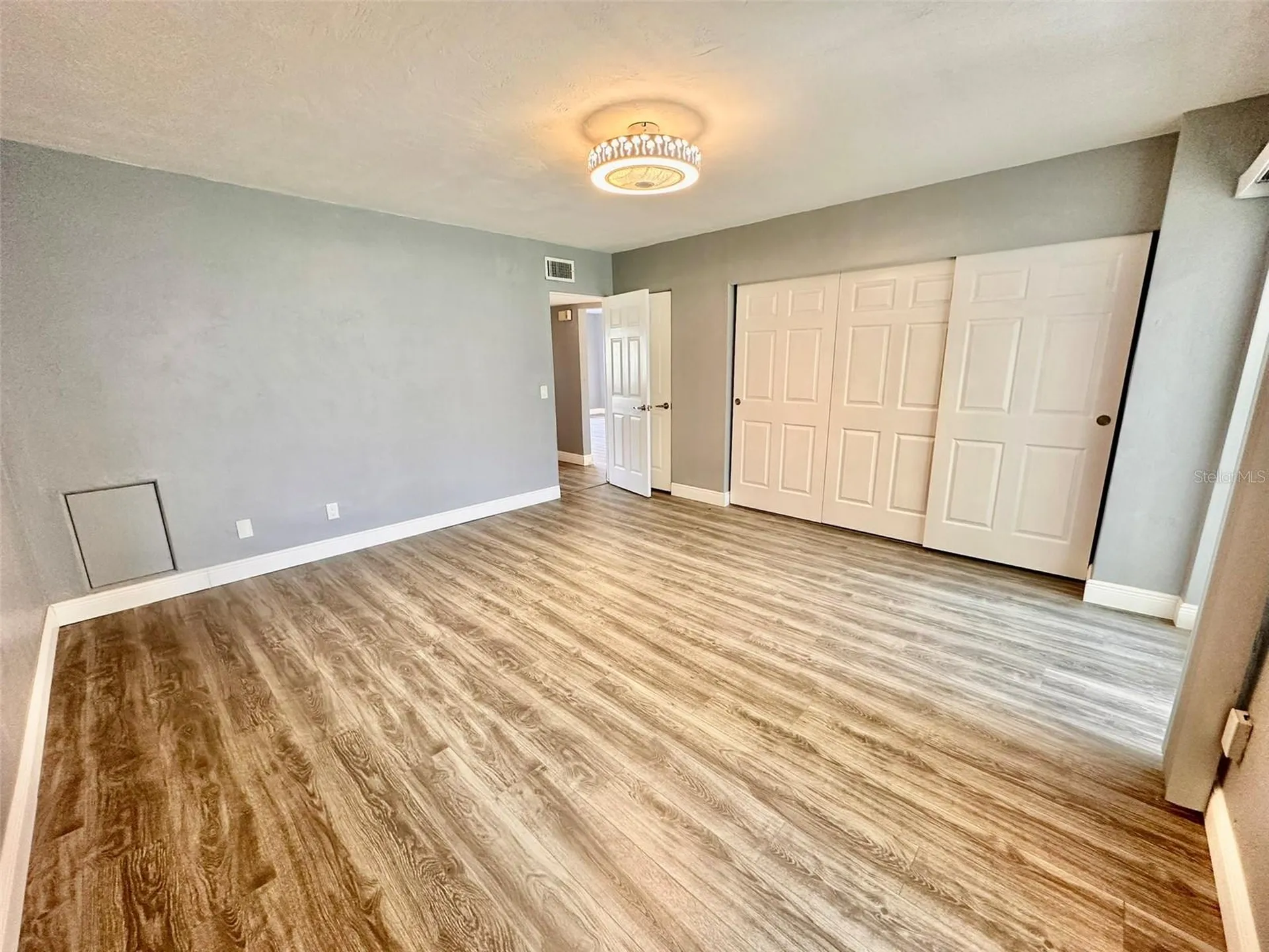 2431 Canadian Way Clearwater FL 33763