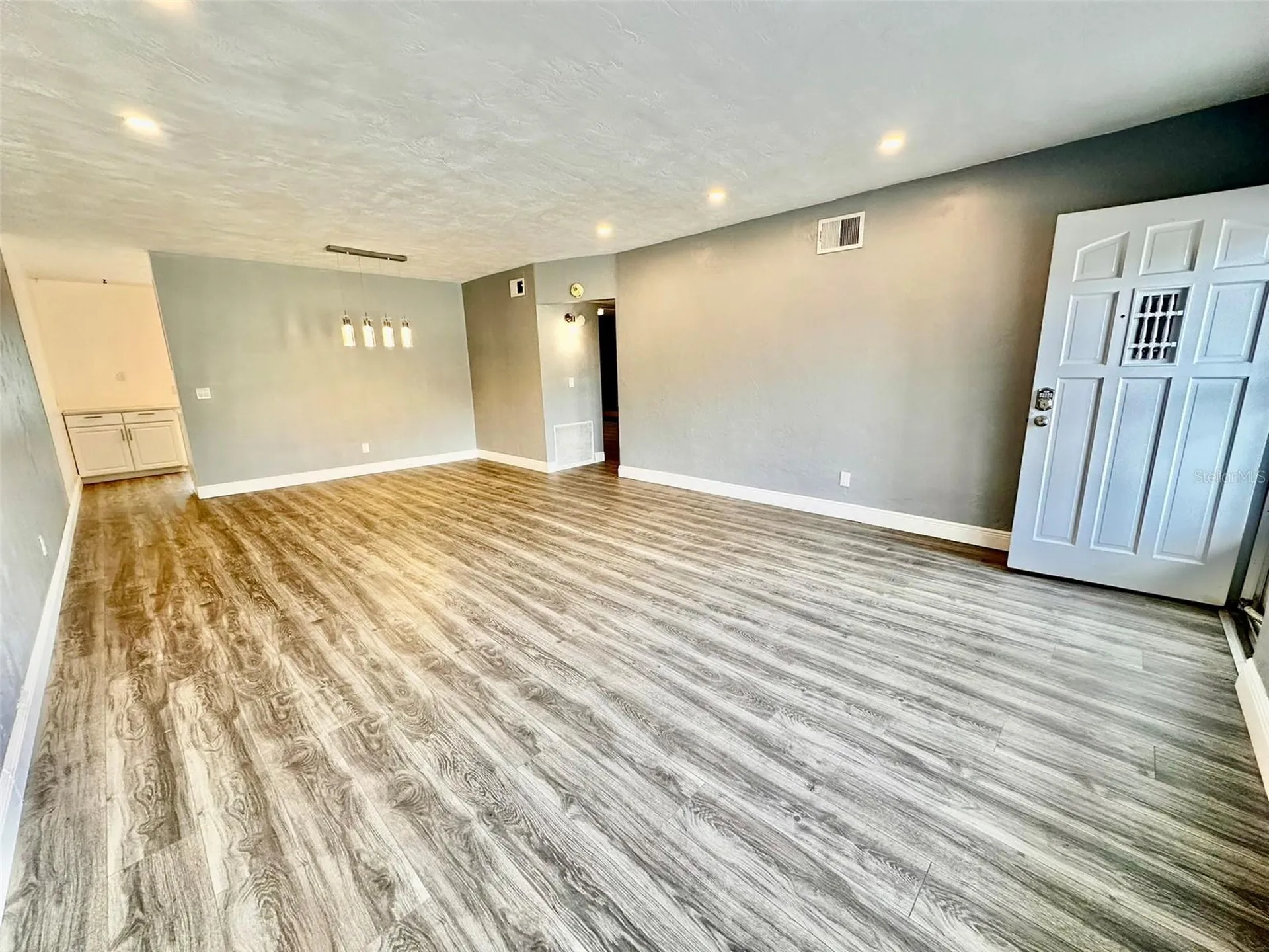 2431 Canadian Way Clearwater FL 33763