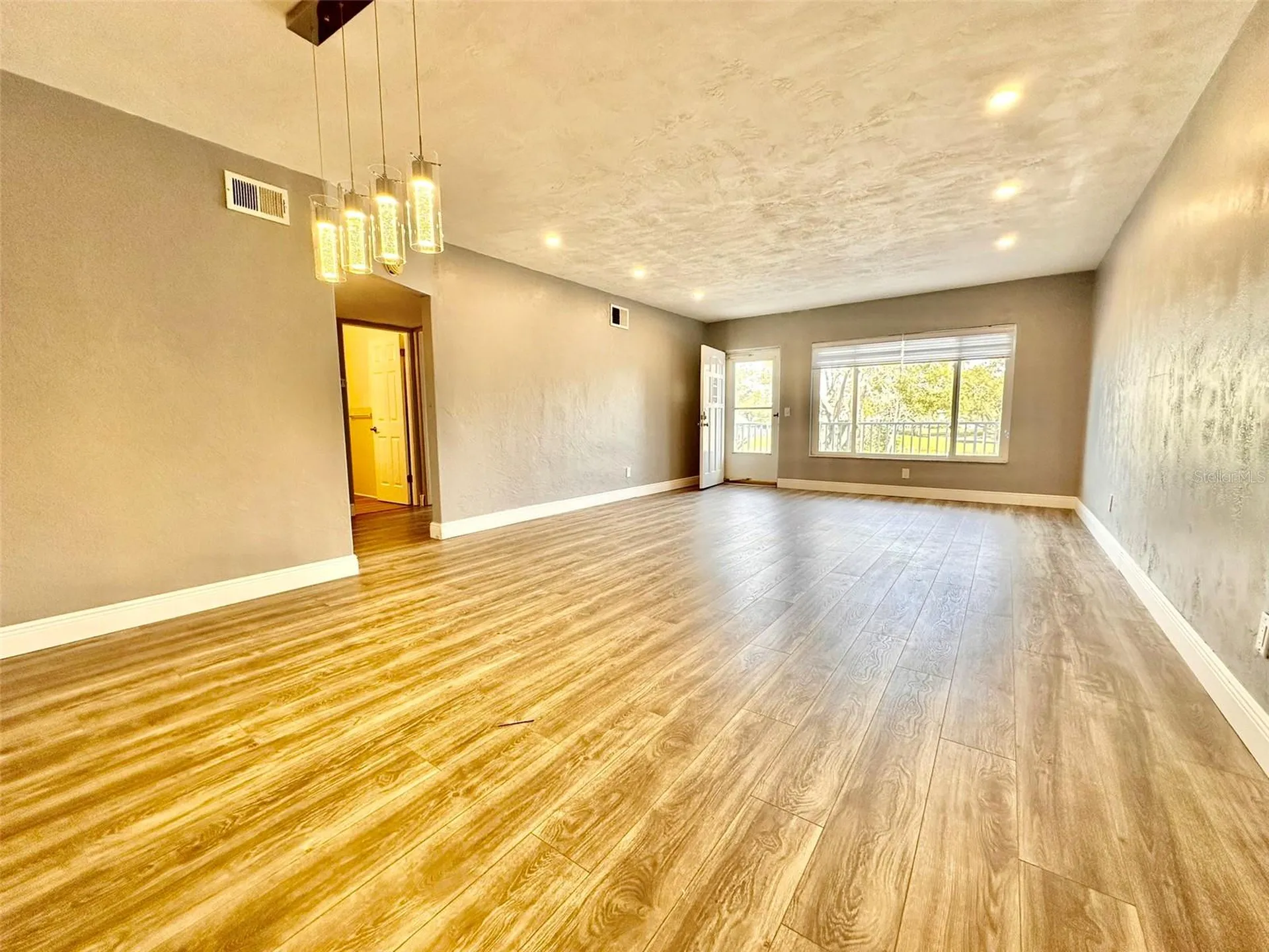 2431 Canadian Way Clearwater FL 33763
