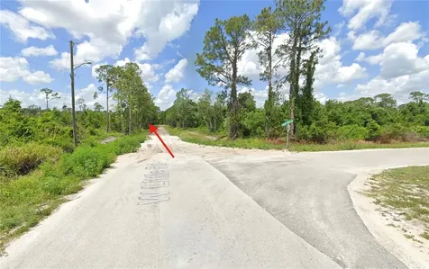 2713 W Little Road Avon Park FL 33825
