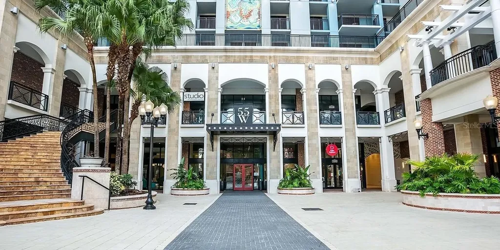 55-4 W Church Street Orlando FL 32801