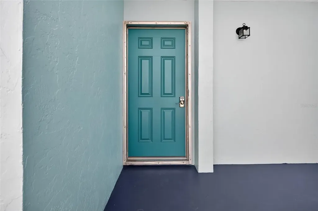 5055 N Beach Road Englewood FL 34223