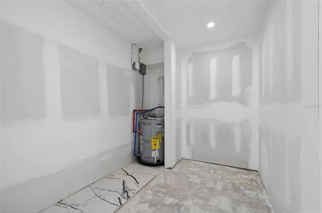 5055 N Beach Road Englewood FL 34223