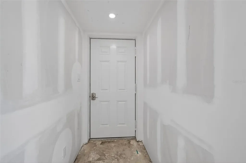 5055 N Beach Road Englewood FL 34223