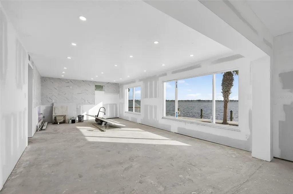 5055 N Beach Road Englewood FL 34223